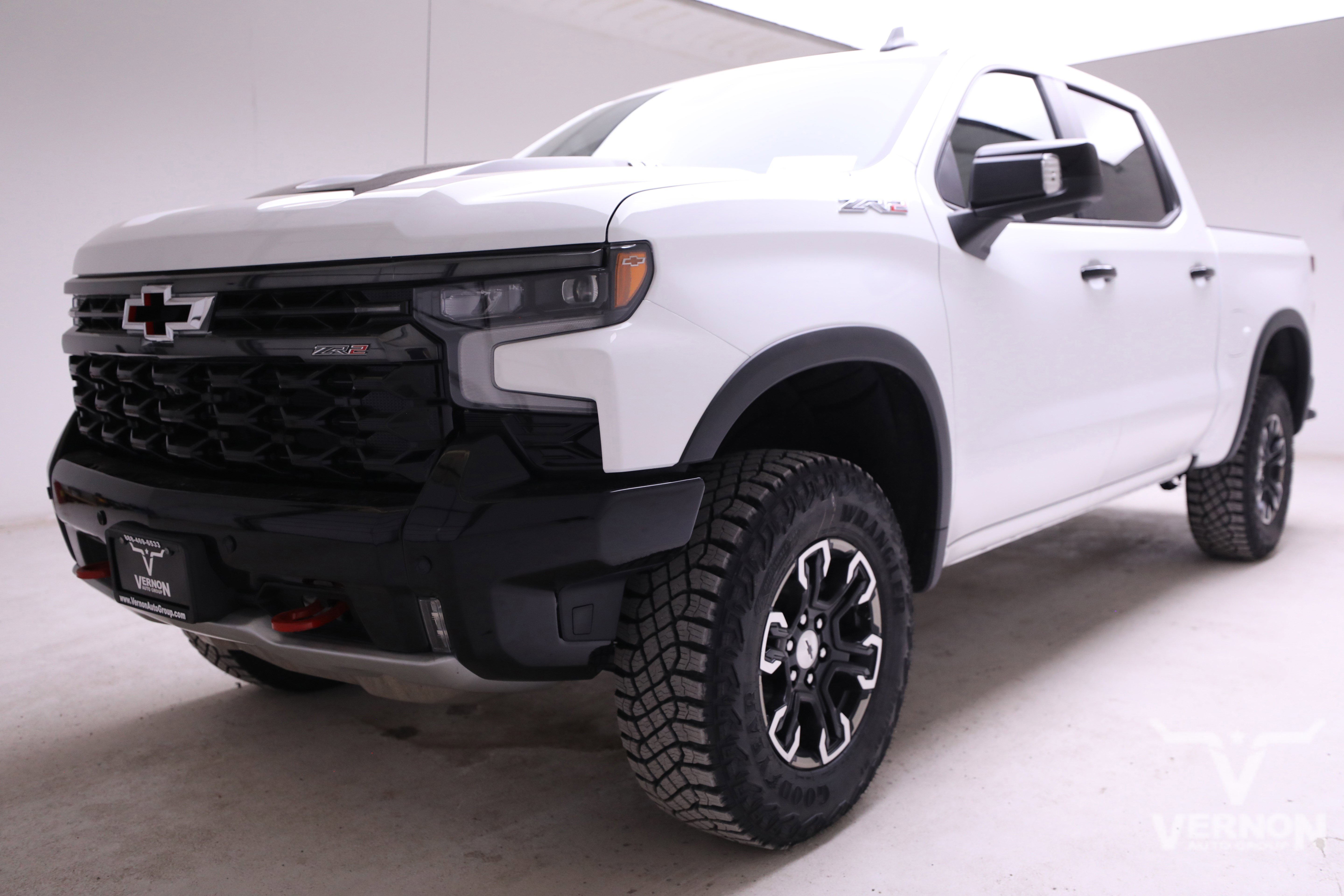 2026 Chevrolet Silverado 1500 ZR2's photo