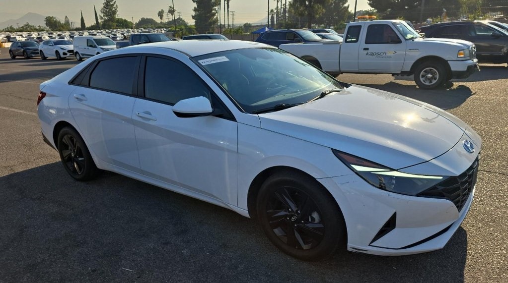 2023 Hyundai Elantra Hybrid Blue photo 2