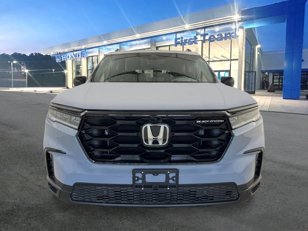 2025 Honda Pilot Black Edition photo 7