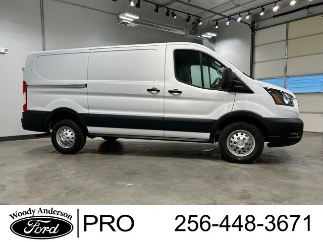 2024 Ford Transit photo 4