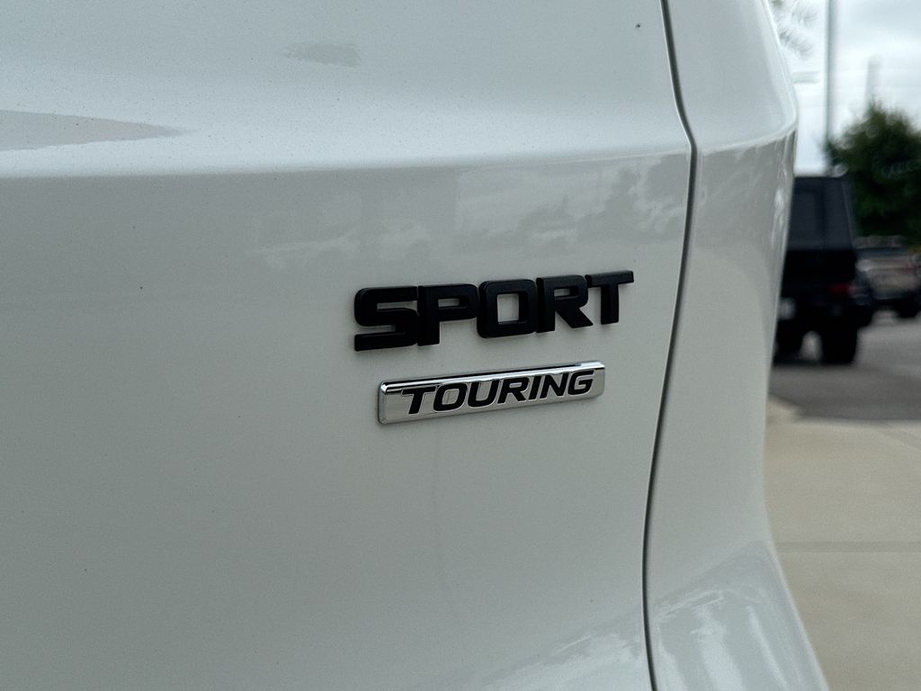 2024 Honda CR-V Hybrid Sport Touring photo 5