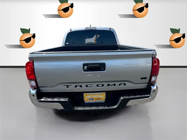 2022 Toyota Tacoma SR5 photo 4