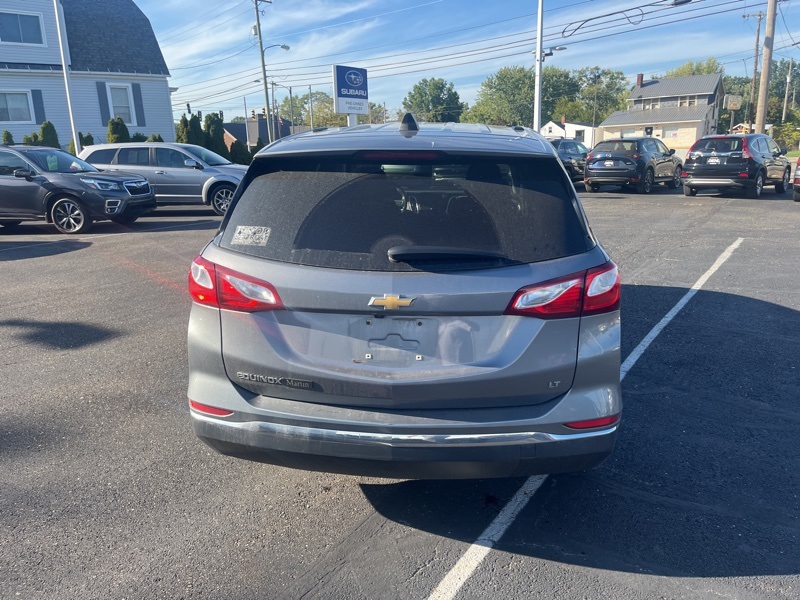 2018 Chevrolet Equinox LT photo 3