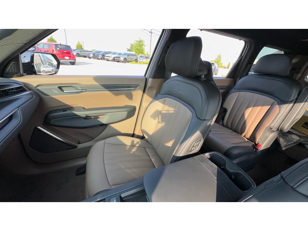 2026 Kia EV9 GT-Line photo 6