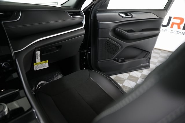 2025 Jeep Grand Cherokee Altitude X photo 9