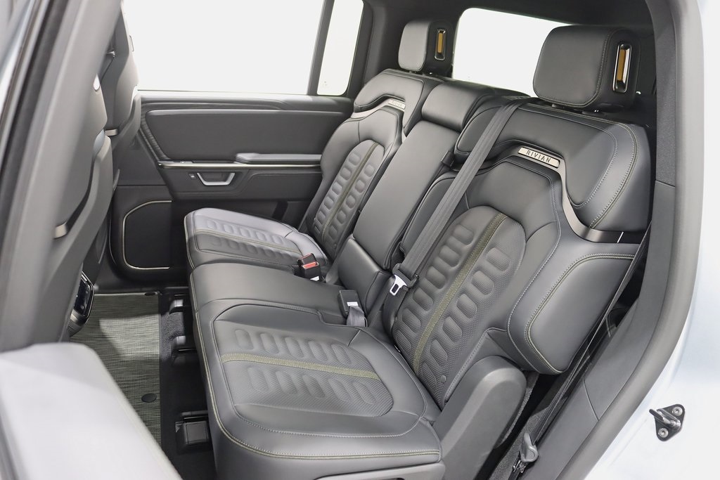 2025 Rivian R1S Adventure photo 22
