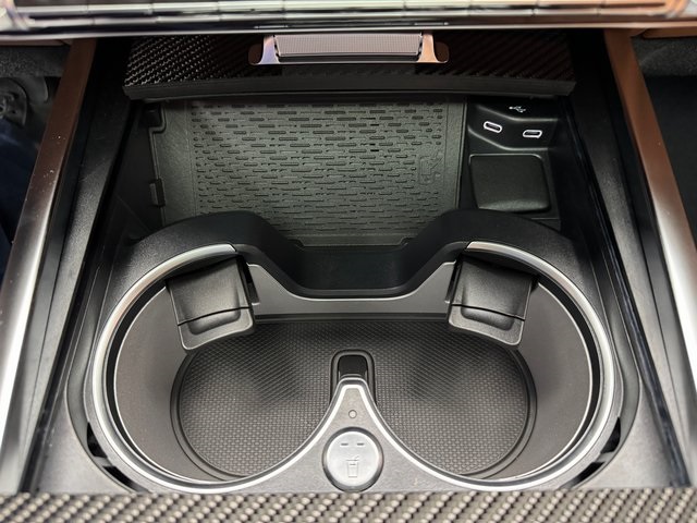 2025 Mercedes Benz G 63 AMG photo 16