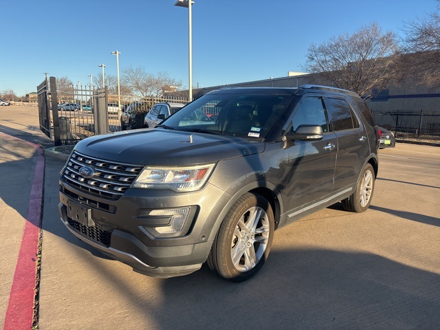 2017 Ford Explorer Limited's photo