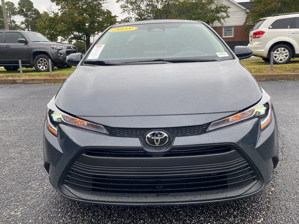 2025 Toyota Corolla LE photo 15