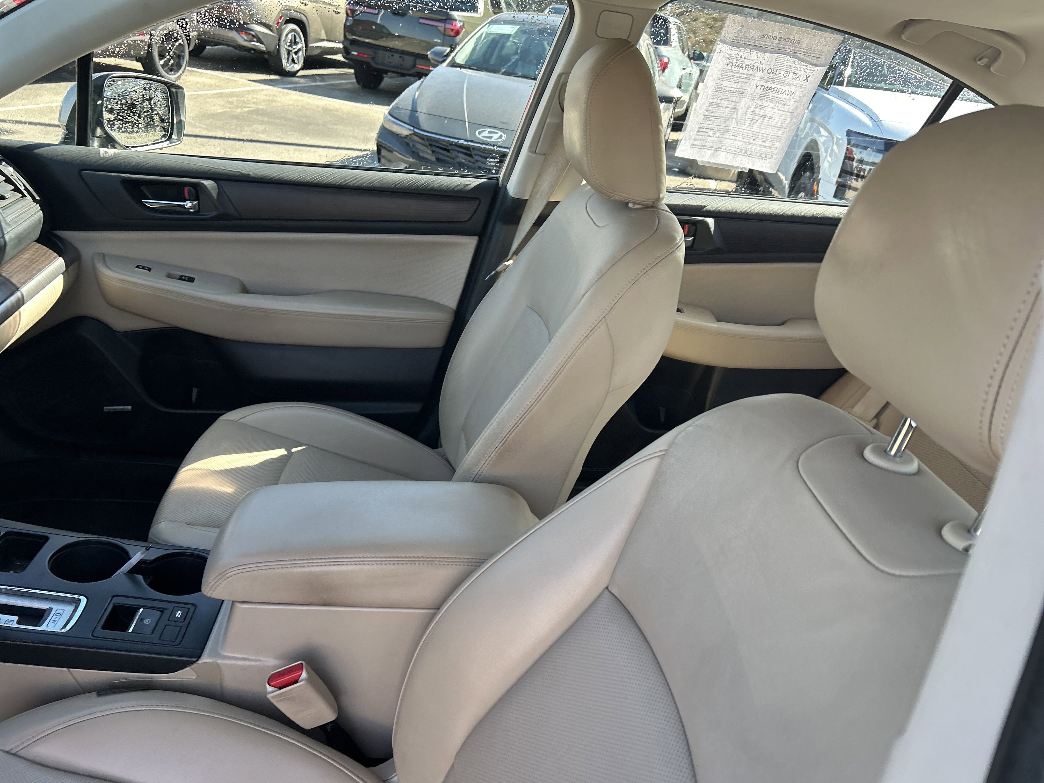 2016 Subaru Legacy 2.5i Limited photo 4