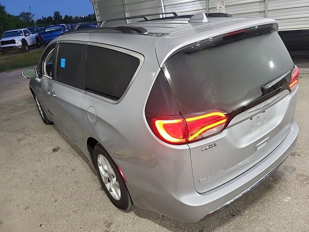 2018 Chrysler Pacifica Touring Plus photo 7