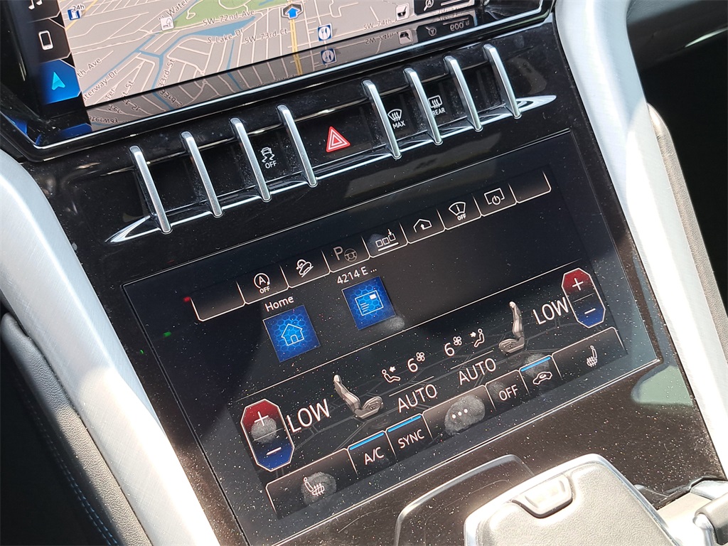 2021 Lamborghini Urus photo 38
