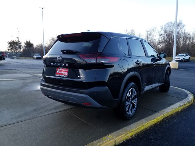 2023 Nissan Rogue SV photo 5