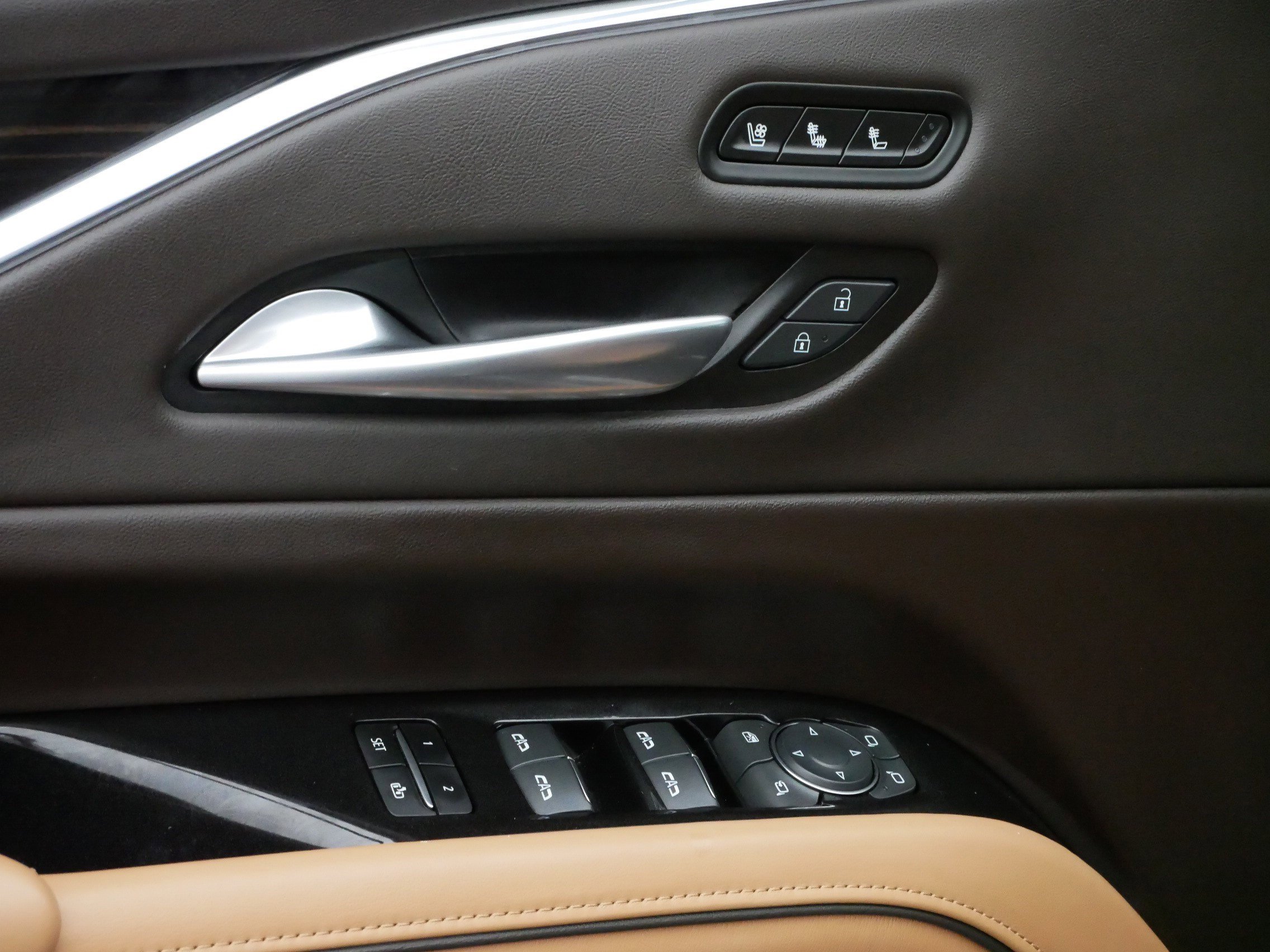 2024 Cadillac Escalade Premium Luxury photo 15