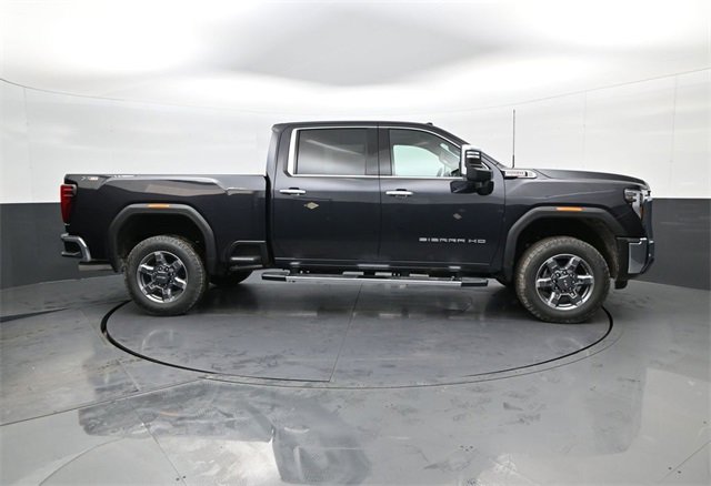 2026 Gmc Sierra 2500 HD SLT photo 2