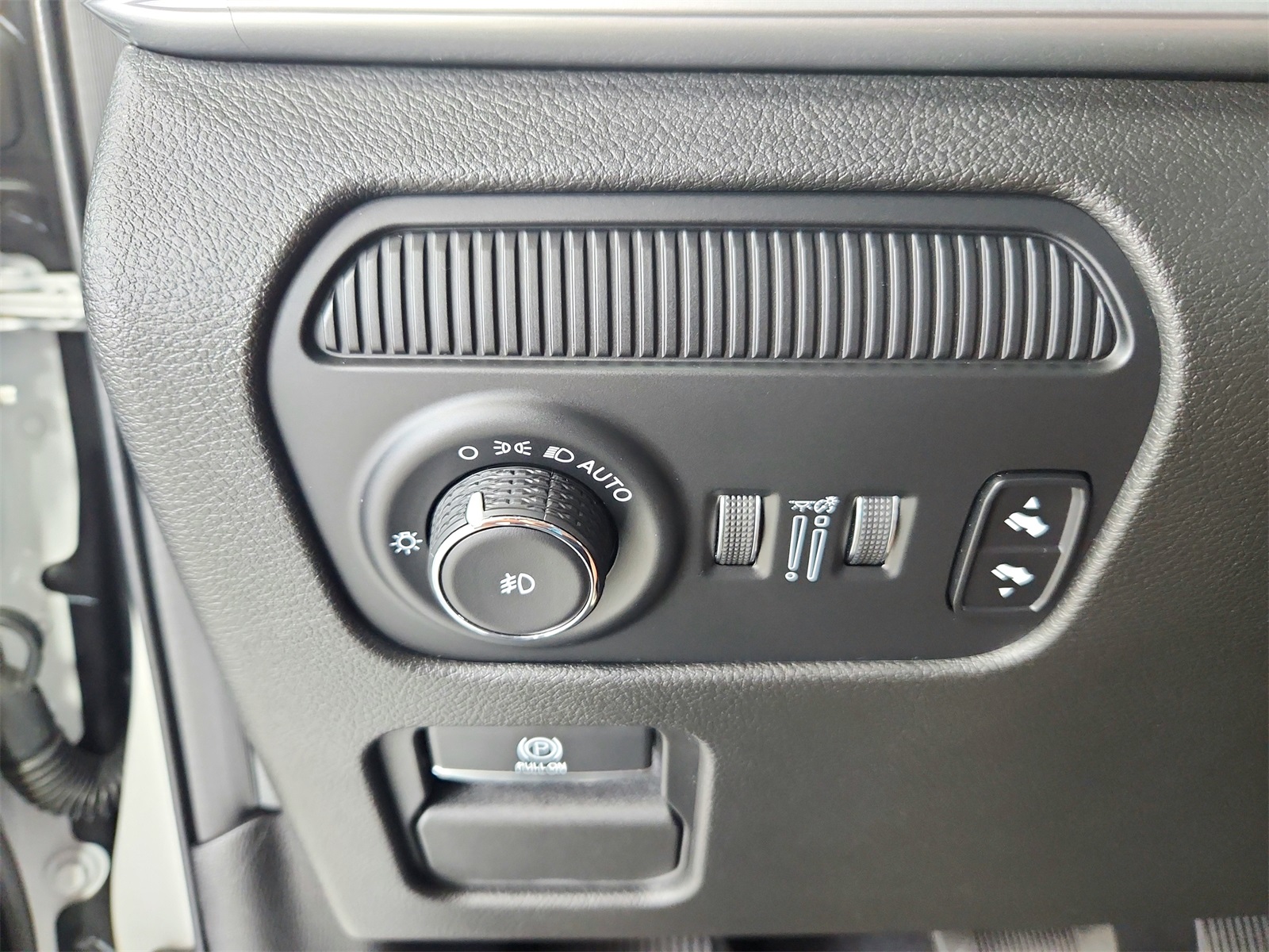 2024 Jeep Wagoneer Series II photo 21