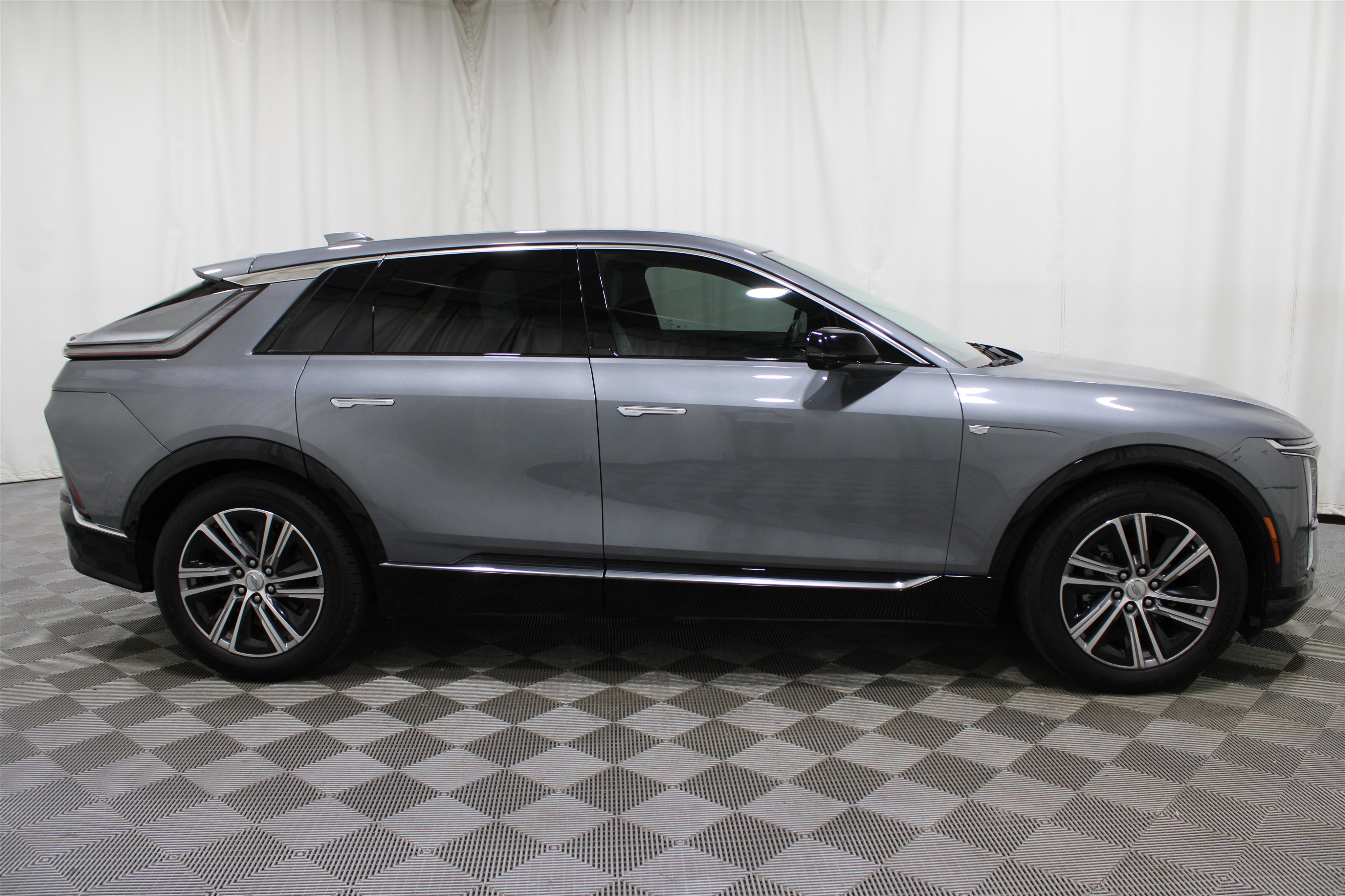 2023 Cadillac Lyriq Luxury photo 23