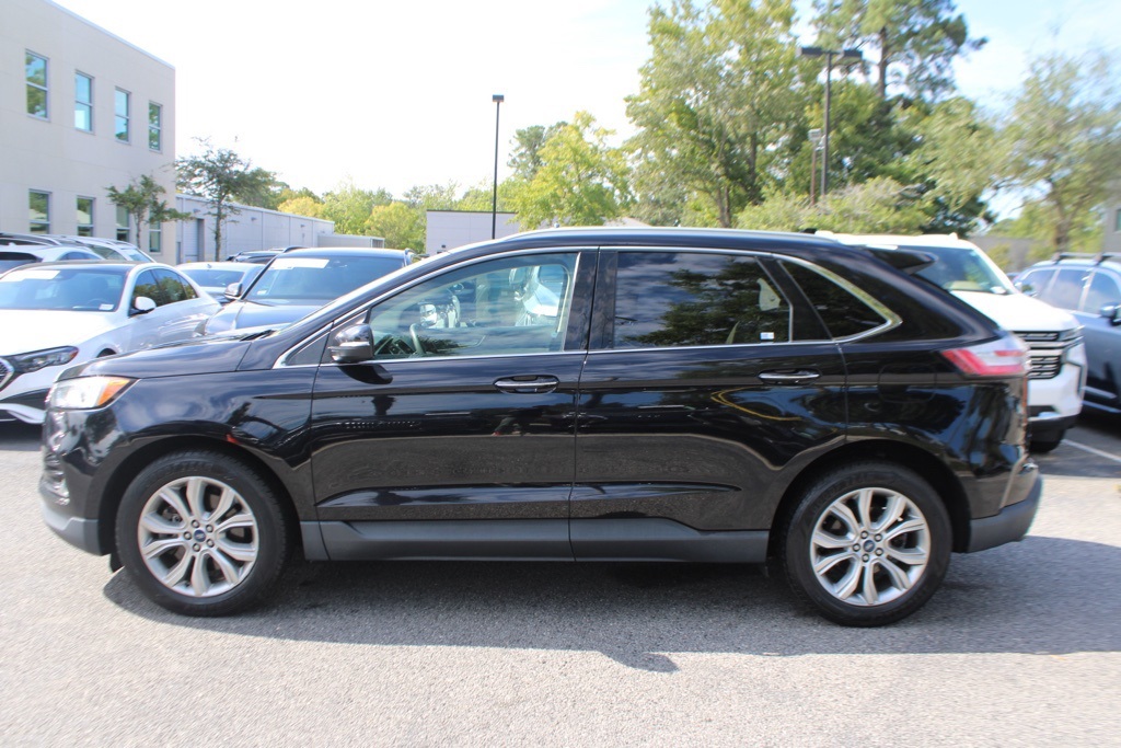 2019 Ford Edge Titanium photo 11