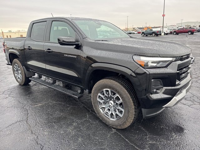 2024 Chevrolet Colorado Z71 photo 3