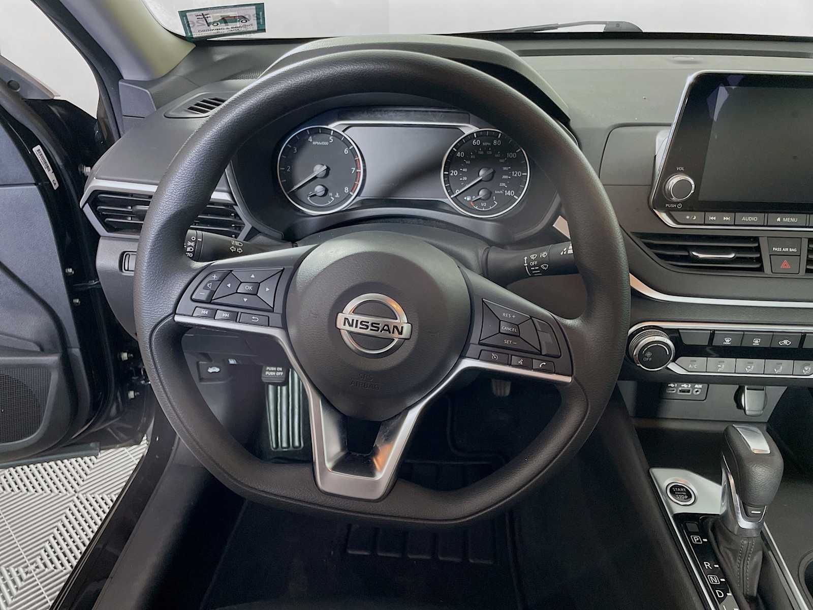 2019 Nissan Altima 2.5 S photo 9