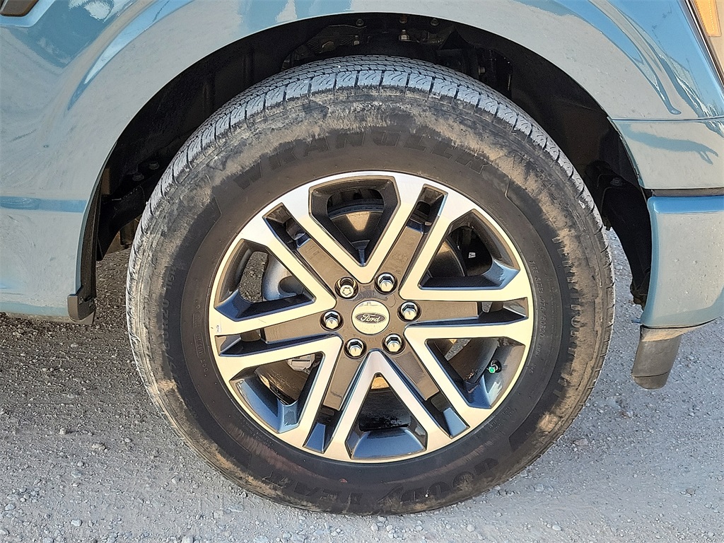 2023 Ford F-150 XL photo 13
