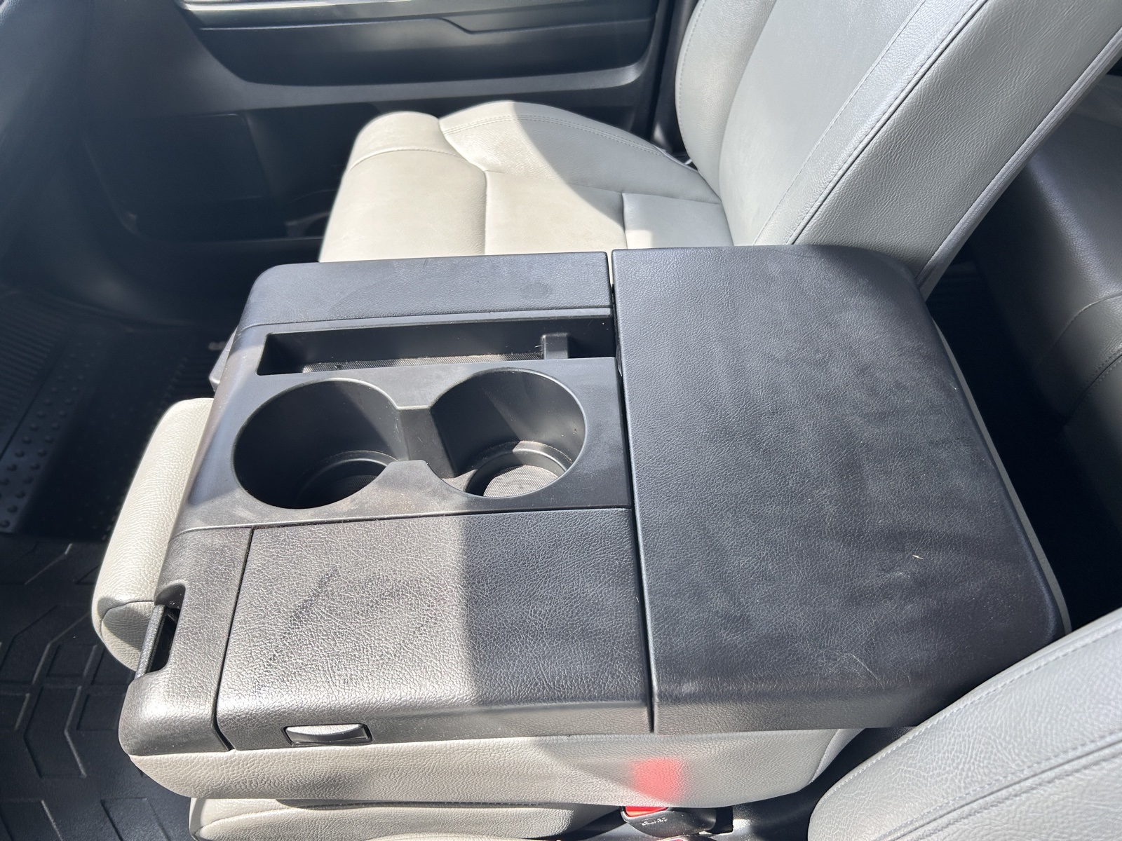 2019 Toyota Tundra SR Double Cab photo 32