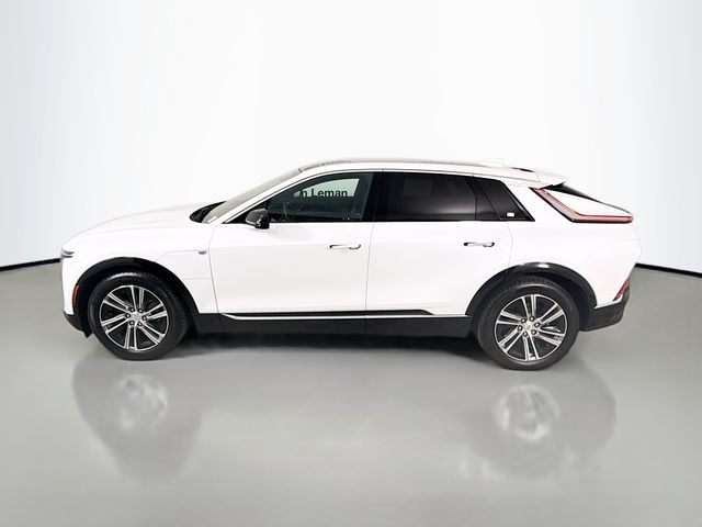 2024 Cadillac Lyriq Luxury photo 4