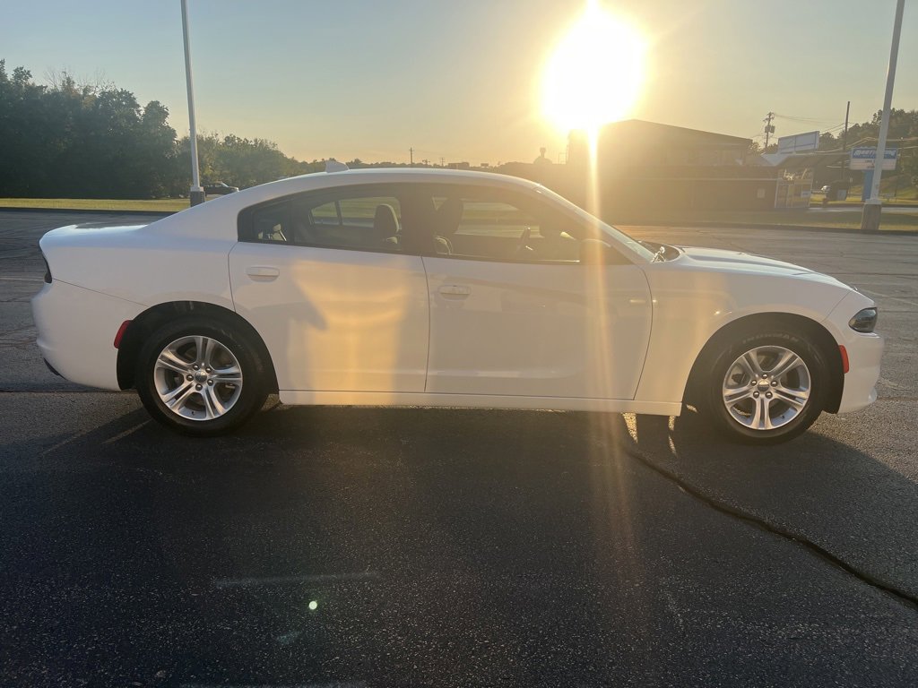 2023 Dodge Charger SXT photo 7