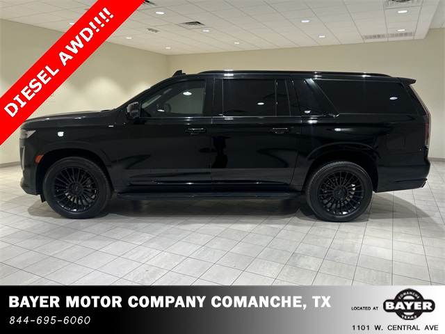 2023 Cadillac Escalade ESV Sport photo 2