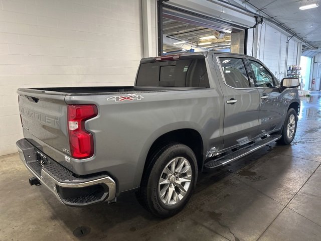 2022 Chevrolet Silverado 1500 LTZ photo 3