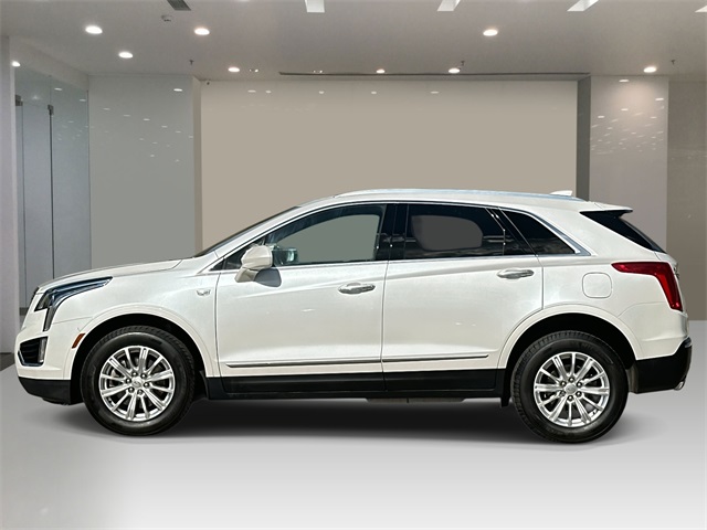 Used 2019 Cadillac XT5 Base with VIN 1GYKNARS9KZ108212 for sale in St. Clair Shores, MI