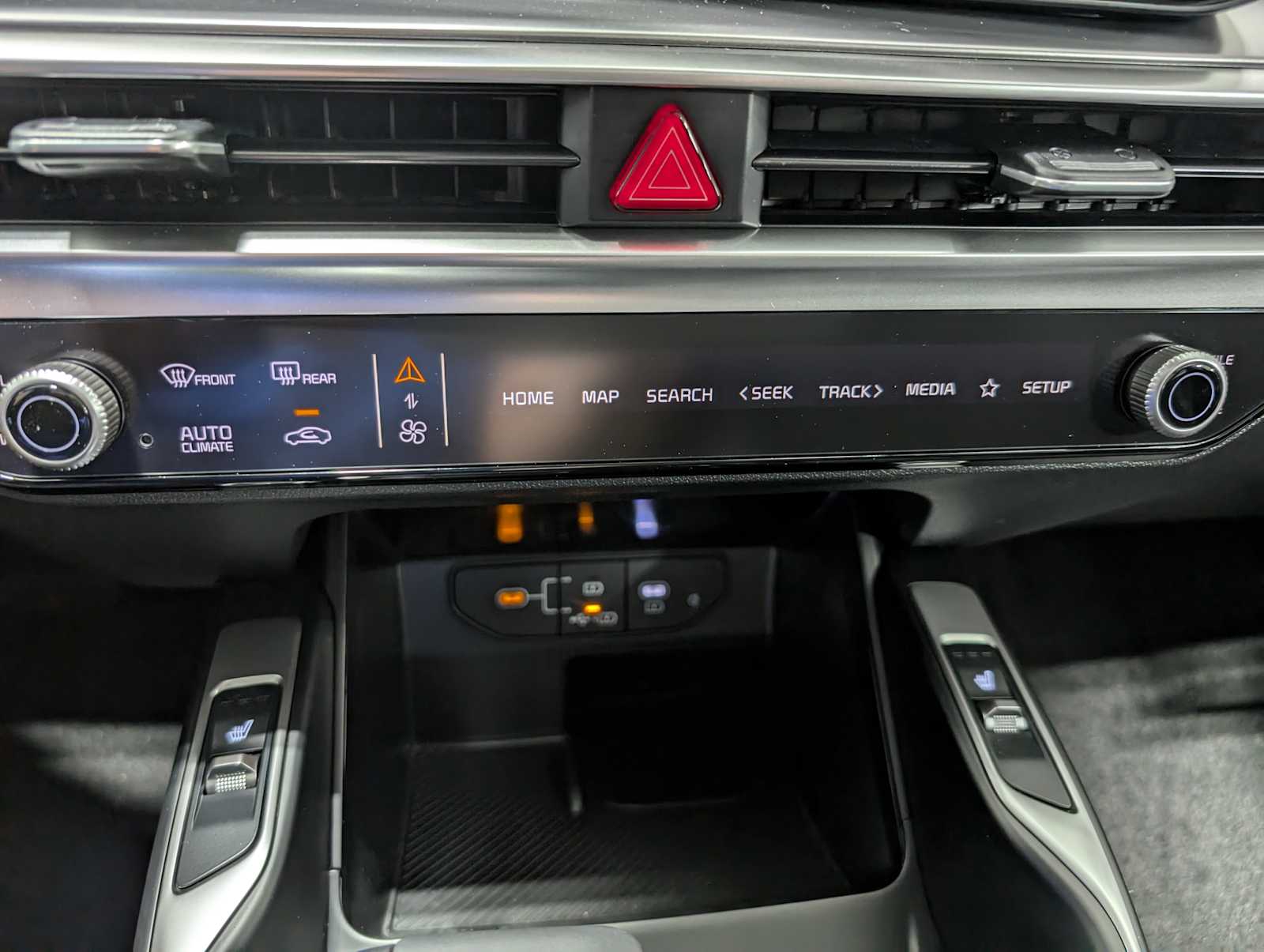 2026 Kia Sorento S photo 28
