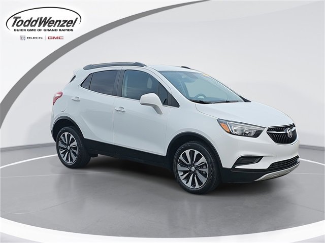2022 Buick Encore Preferred's photo
