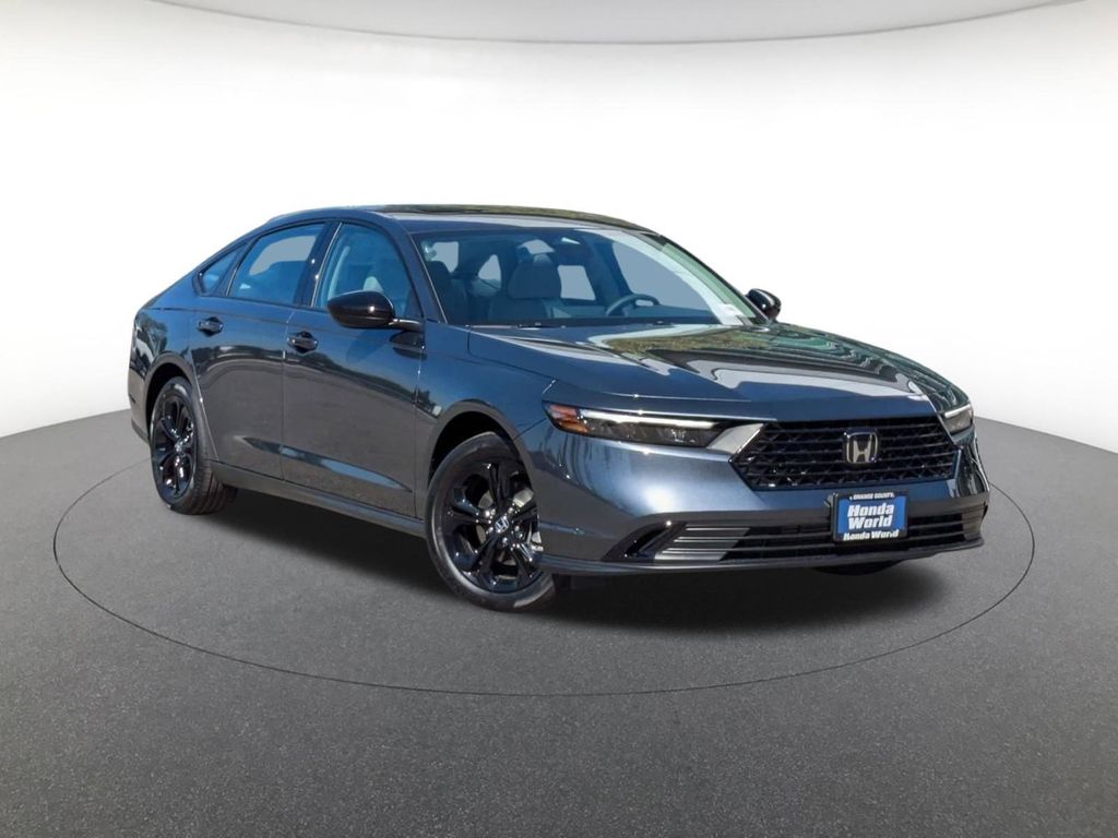 2025 Honda Accord SE's photo