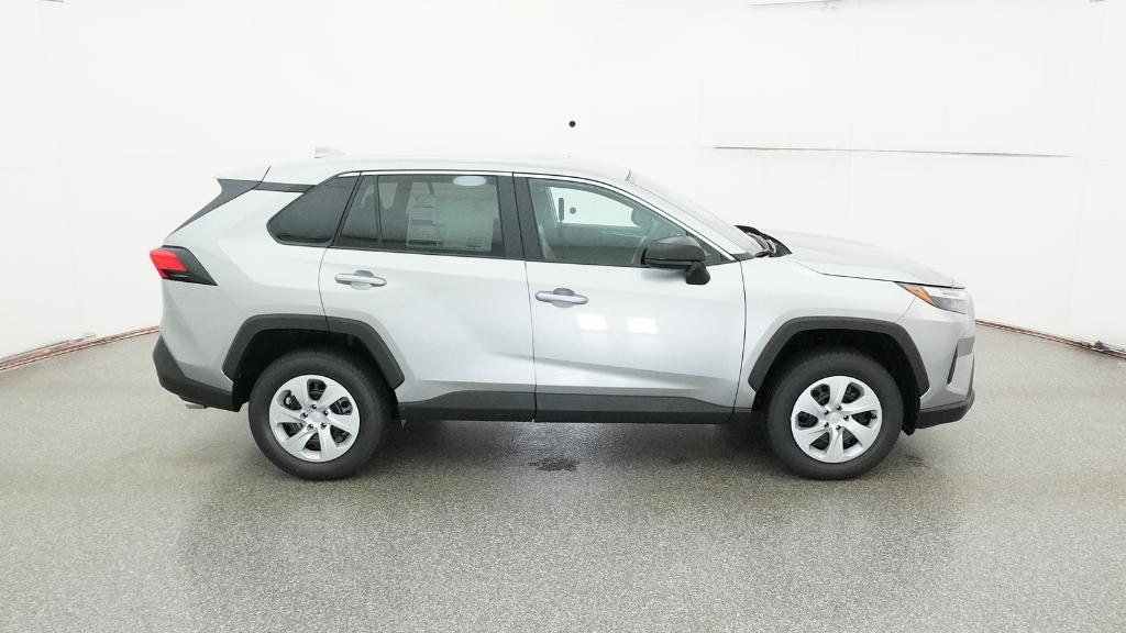 2025 Toyota RAV4 LE photo 25