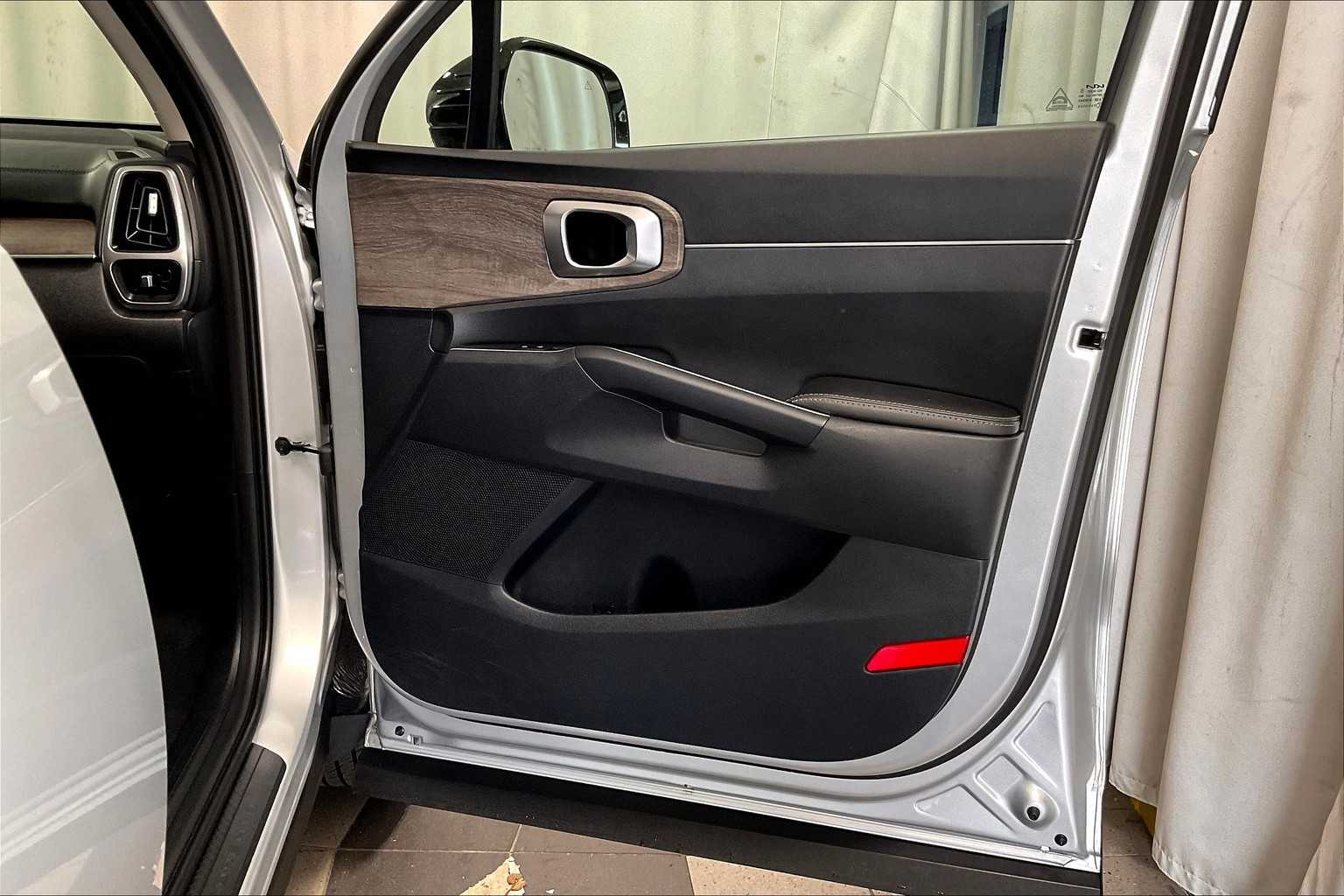2022 Kia Sorento X-Line S photo 11