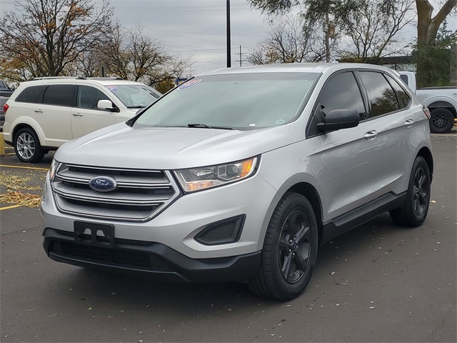 2017 Ford Edge SE photo 2