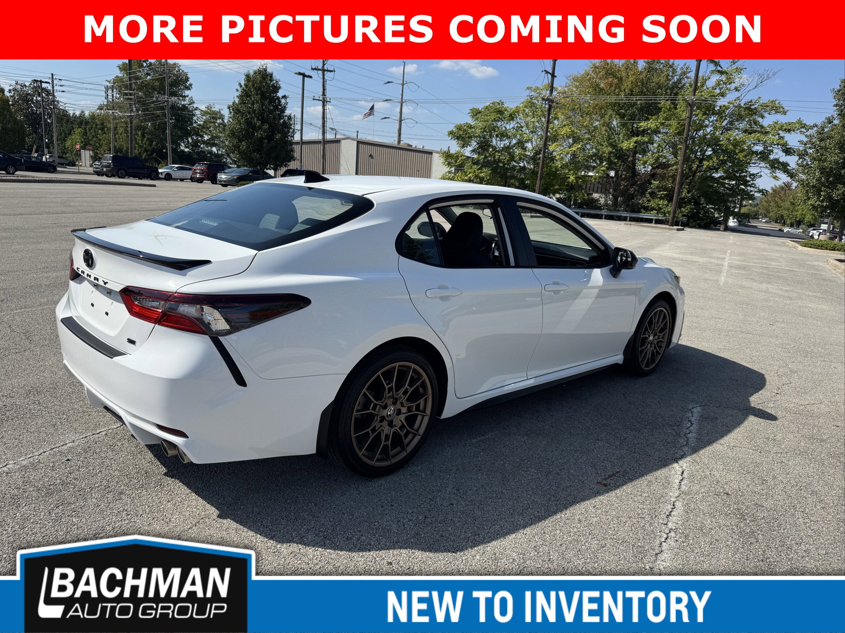 2024 Toyota Camry SE photo 4