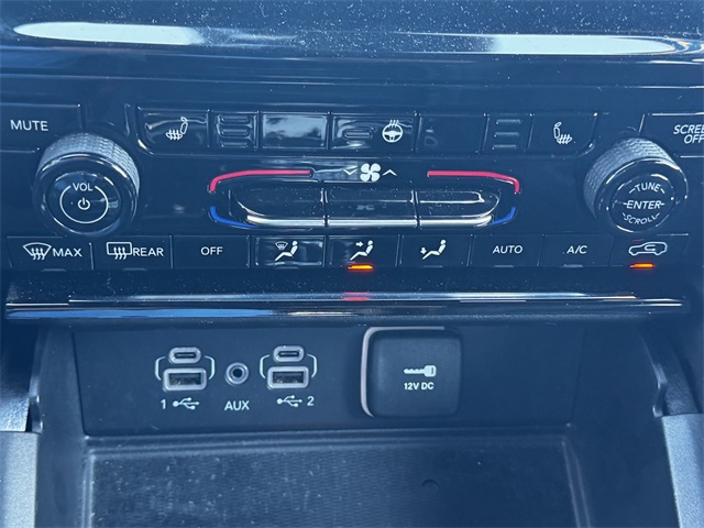 2023 Jeep Grand Cherokee Altitude photo 31