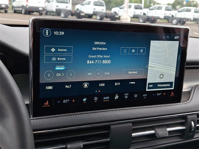 2023 Lincoln Corsair Standard photo 14