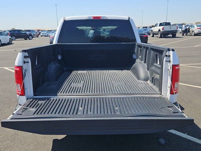 2017 Ford F-150 XLT photo 10