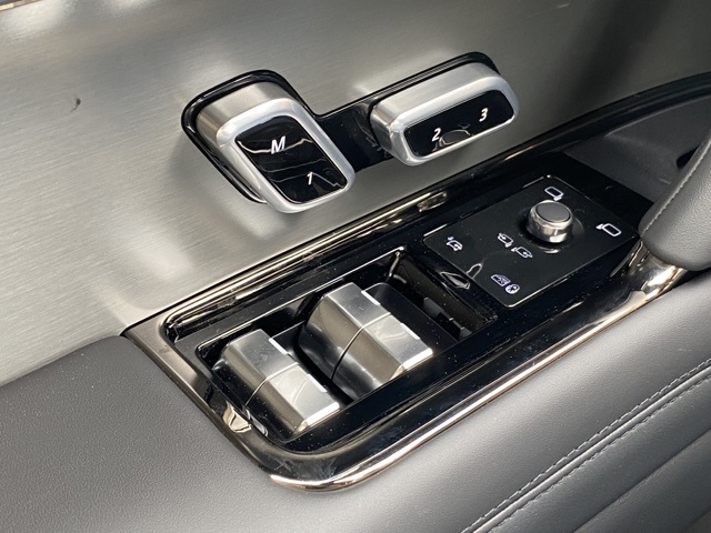 2025 Land Rover Range Rover Sport SE photo 22