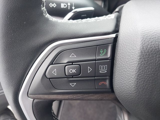 2025 Jeep Grand Cherokee Limited photo 9