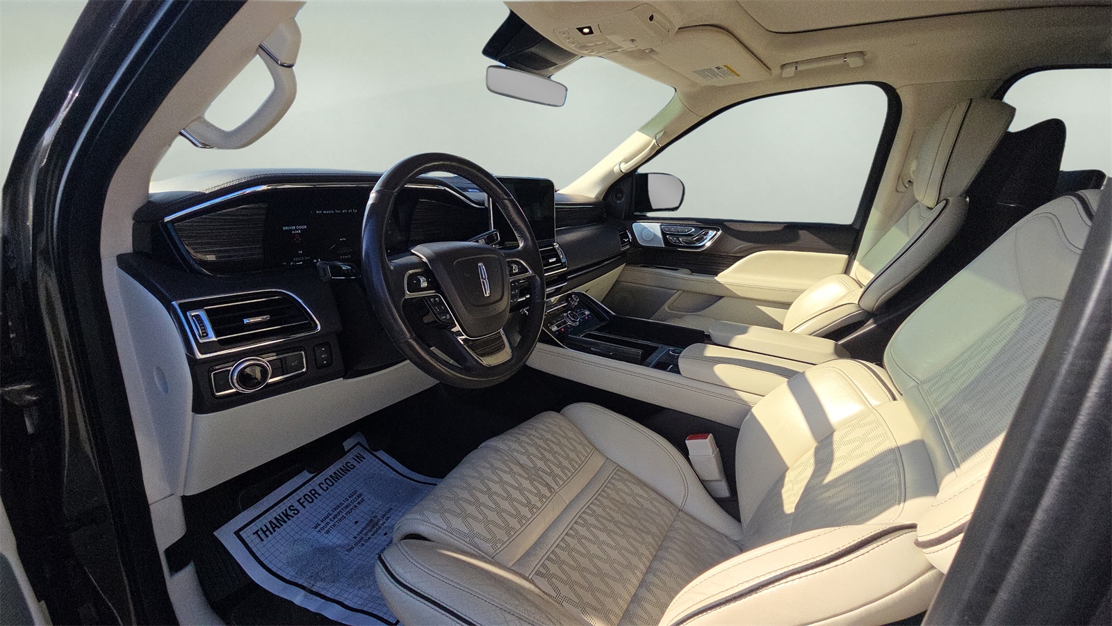 2019 Lincoln Navigator Black Label photo 28