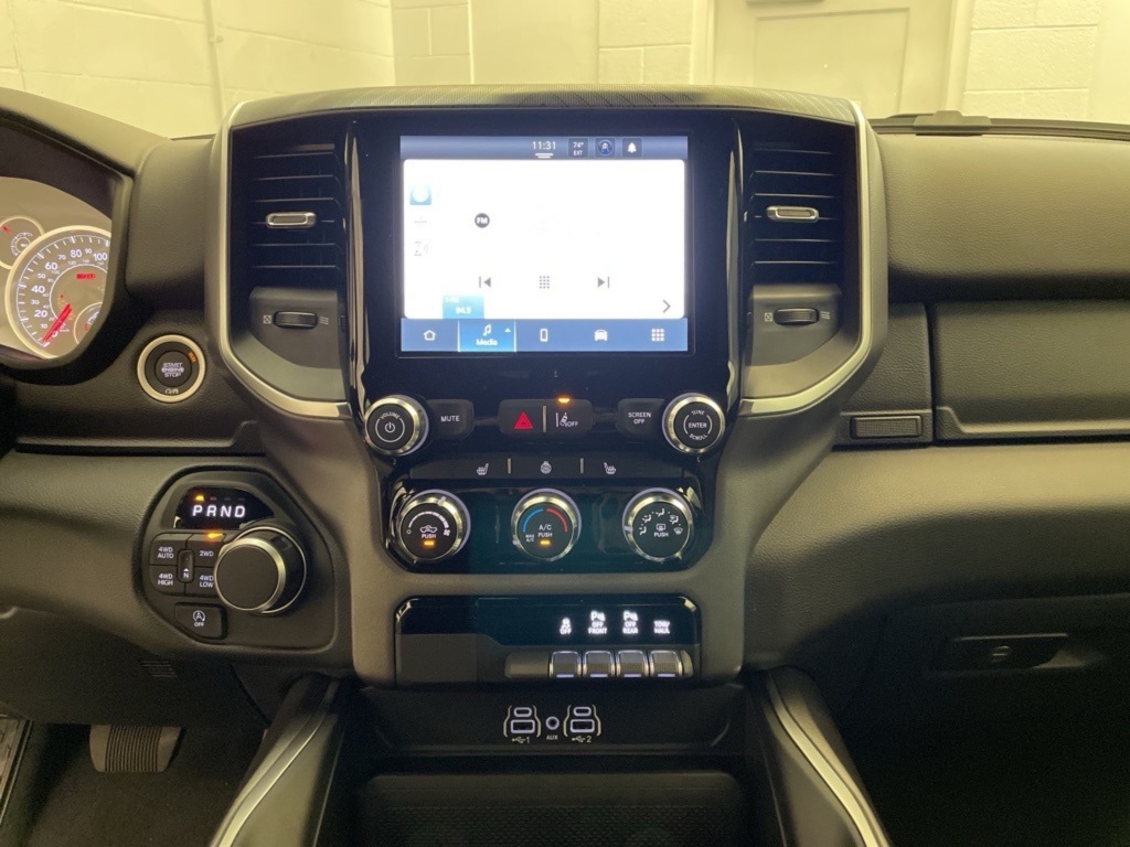 2025 Ram 1500 Big Horn Lone Star photo 9