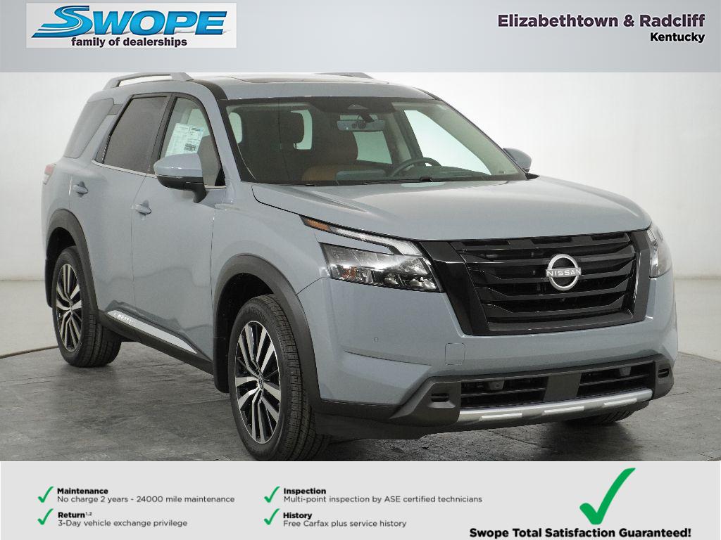 2025 Nissan Pathfinder Platinum's photo