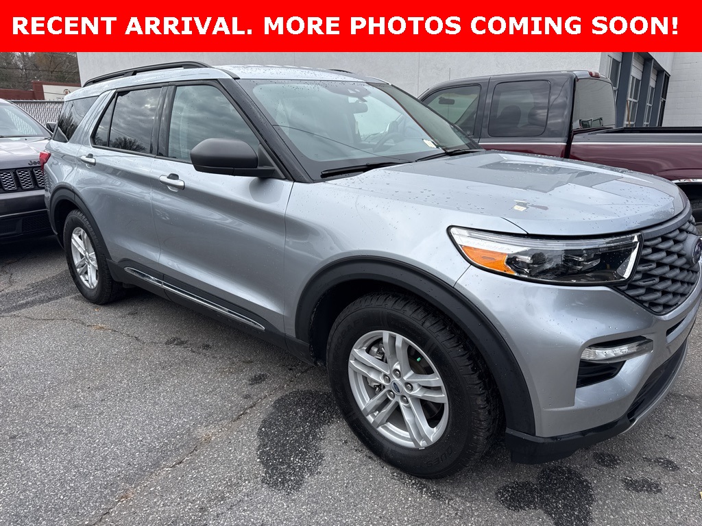 2023 Ford Explorer XLT's photo