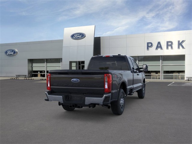 2025 Ford F-350 XLT photo 8