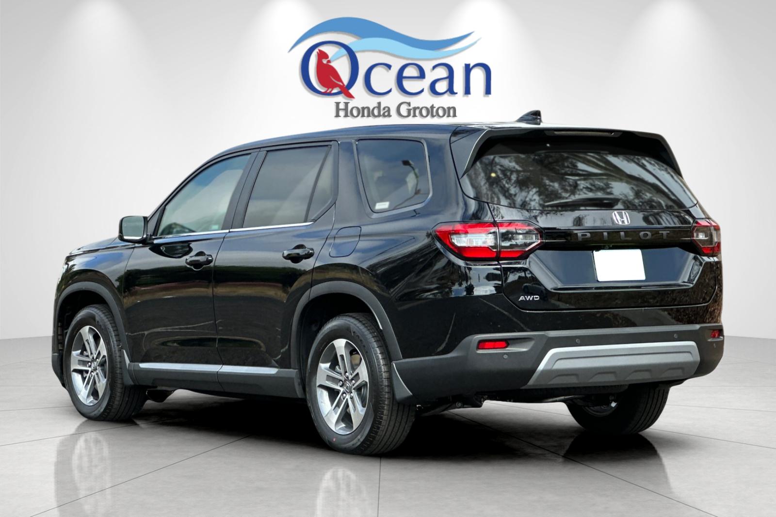 2025 Honda Pilot EX-L photo 3