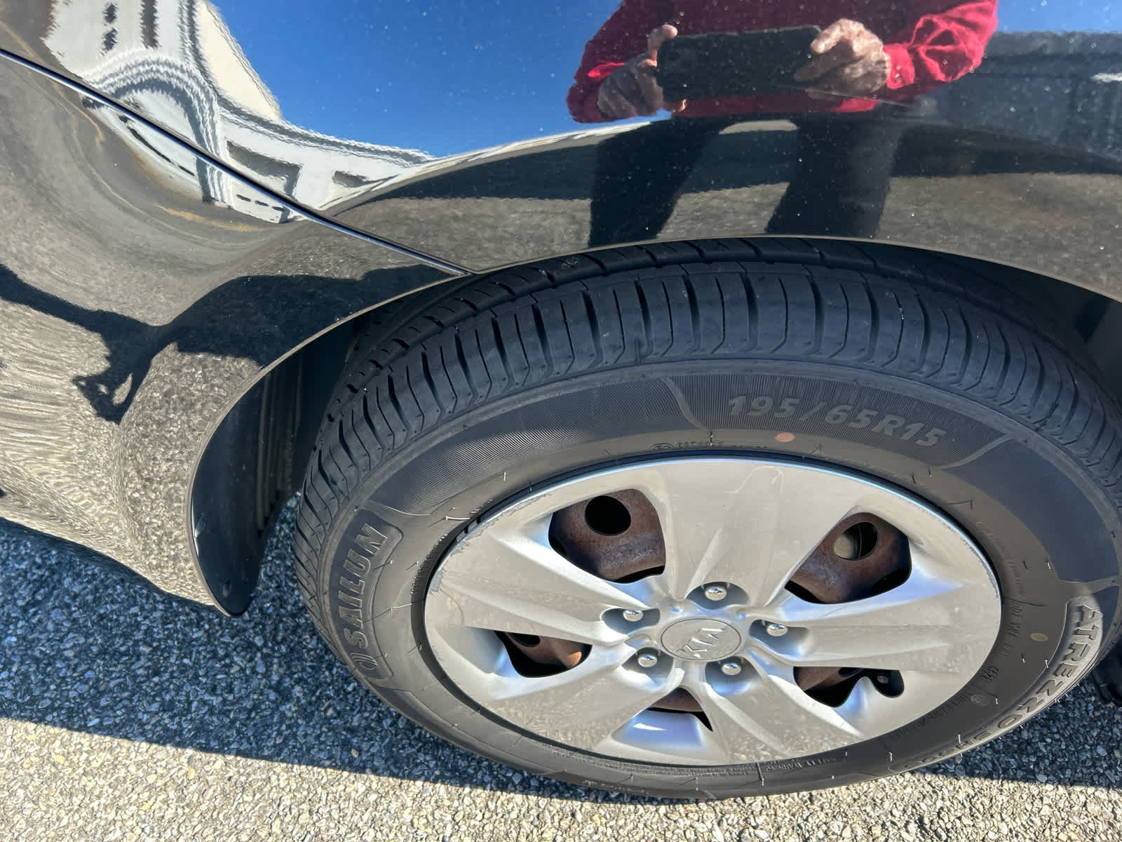 2017 Kia Forte LX Base photo 3